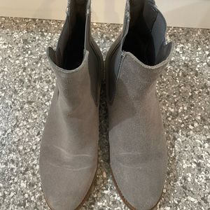 Thursday Boot Company Chelsea Duchess Boots Gray Suede Sz 9